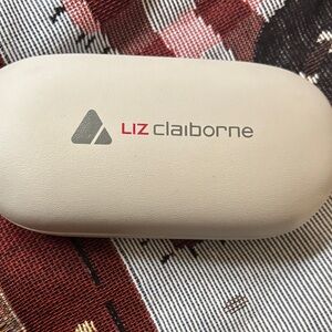 Liz Claiborne Cream Hard Sunglass Case with Logo